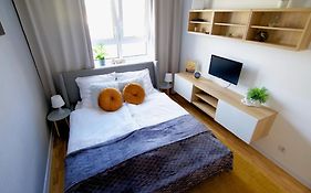 Apartamentysnu, Wola Komfort I Z Parkingiem